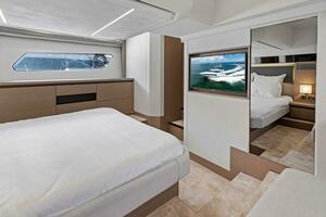 2024 Prestige 460 Fly- GOODLIFE-Master Stateroom