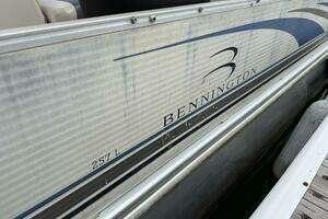 2002 Bennington 257L Pontoon Boat thumbnail 82