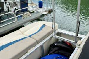 2002 Bennington 257L Pontoon Boat thumbnail 24