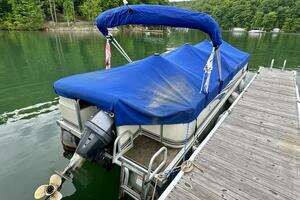 2002 Bennington 257L Pontoon Boat thumbnail 109