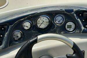 2002 Bennington 257L Pontoon Boat thumbnail 17