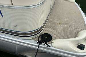 2002 Bennington 257L Pontoon Boat thumbnail 96