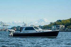  2013 Back Cove Back Cove 370 Yacht For Sale in Seattle WA