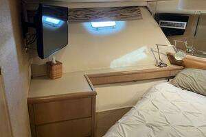 1996 Hatteras Sport Deck thumbnail 34