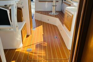 39FT (11.89M) TRUE NORTH