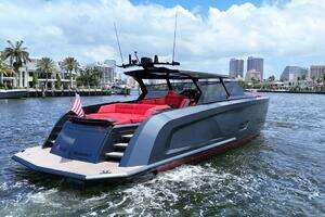 2023 Vanquish Yachts VQ58 thumbnail 5