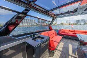 2023 Vanquish Yachts VQ58 thumbnail 35