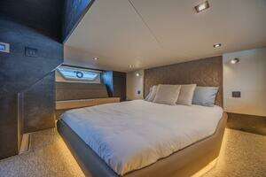 2023 Vanquish Yachts VQ58 thumbnail 47