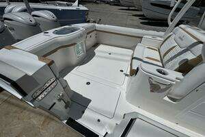  2025 Regulator 35cc Yacht For Sale in Saint Petersburg FL