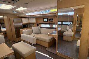 2022 Dufour 530 Ocean Version thumbnail 21