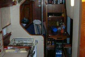 1986 Endeavour 42 CC thumbnail 15