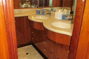 SANCTUARY 100ft Hargrave Yacht For Sale