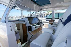 Photo 5308041 for 2025 Regal 43 SAV  