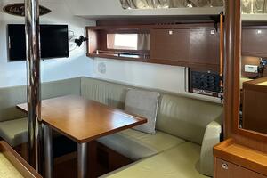 Lele Kalua 41ft Beneteau Yacht For Sale