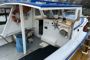 1972 Custom Lobster Boat thumbnail 4
