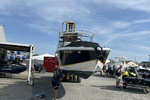 27ft Cobalt Yacht For Sale