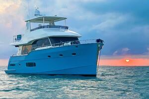 OASIS Worth Avenue Yachts