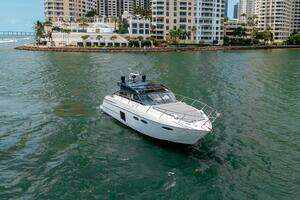 2012 Princess V52 thumbnail 4