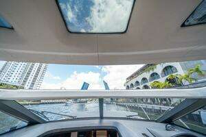 2012 Princess V52 thumbnail 17