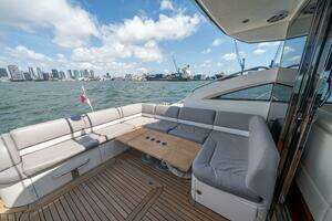 2012 Princess V52 thumbnail 10