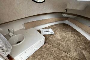 23ft Seaswirl Striper Yacht For Sale