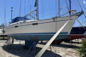 1993 Beneteau thumbnail 2