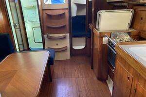 1993 Beneteau thumbnail 17