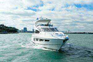 2016 Sunseeker Manhattan 65 thumbnail 29