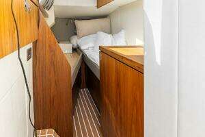 2016 Sunseeker Manhattan 65 thumbnail 111