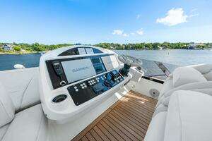 2016 Sunseeker Manhattan 65 thumbnail 31