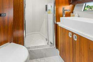 2016 Sunseeker Manhattan 65 thumbnail 73