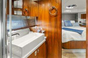 2016 Sunseeker Manhattan 65 thumbnail 63