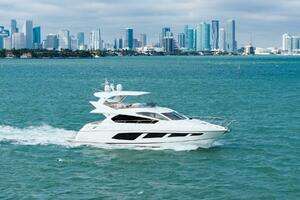2016 Sunseeker Manhattan 65 thumbnail 12