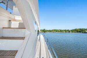 2016 Sunseeker Manhattan 65 thumbnail 114