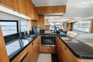 2016 Sunseeker Manhattan 65 thumbnail 105