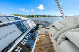 2016 Sunseeker Manhattan 65 thumbnail 32