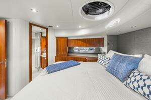 2016 Sunseeker Manhattan 65 thumbnail 60