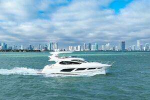2016 Sunseeker Manhattan 65 thumbnail 9