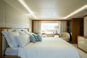 MERCY OCEANS 115ft Sunseeker Yacht For Sale