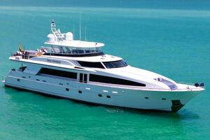 RISK  amp  REWARD 120ft Crescent Yacht For Sale
