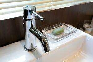 2014 Fairline Squadron 65 thumbnail 32
