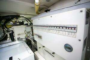 2014 Fairline Squadron 65 thumbnail 39