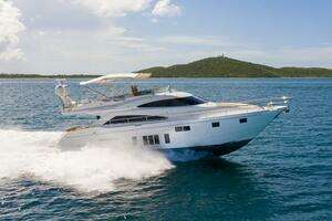 2014 Fairline Squadron 65 thumbnail 2