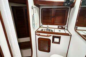 1986 Tayana Vancouver 42 thumbnail 52