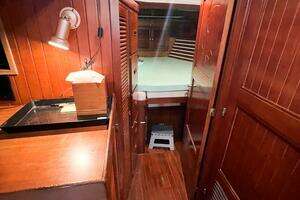 1986 Tayana Vancouver 42 thumbnail 40