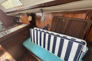 28ft Beneteau Yacht For Sale