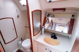 2002 Hunter 356 thumbnail 19