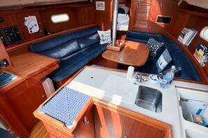2002 Hunter 356 thumbnail 33