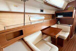 2019 Catalina 425 thumbnail 20