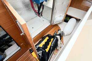2019 Catalina 425 thumbnail 34